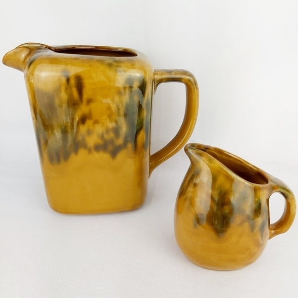 𝅺Mid modern century water pitcher and creamer - Picture 1 of 9